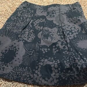 H&M black and brown skirt. Size 8